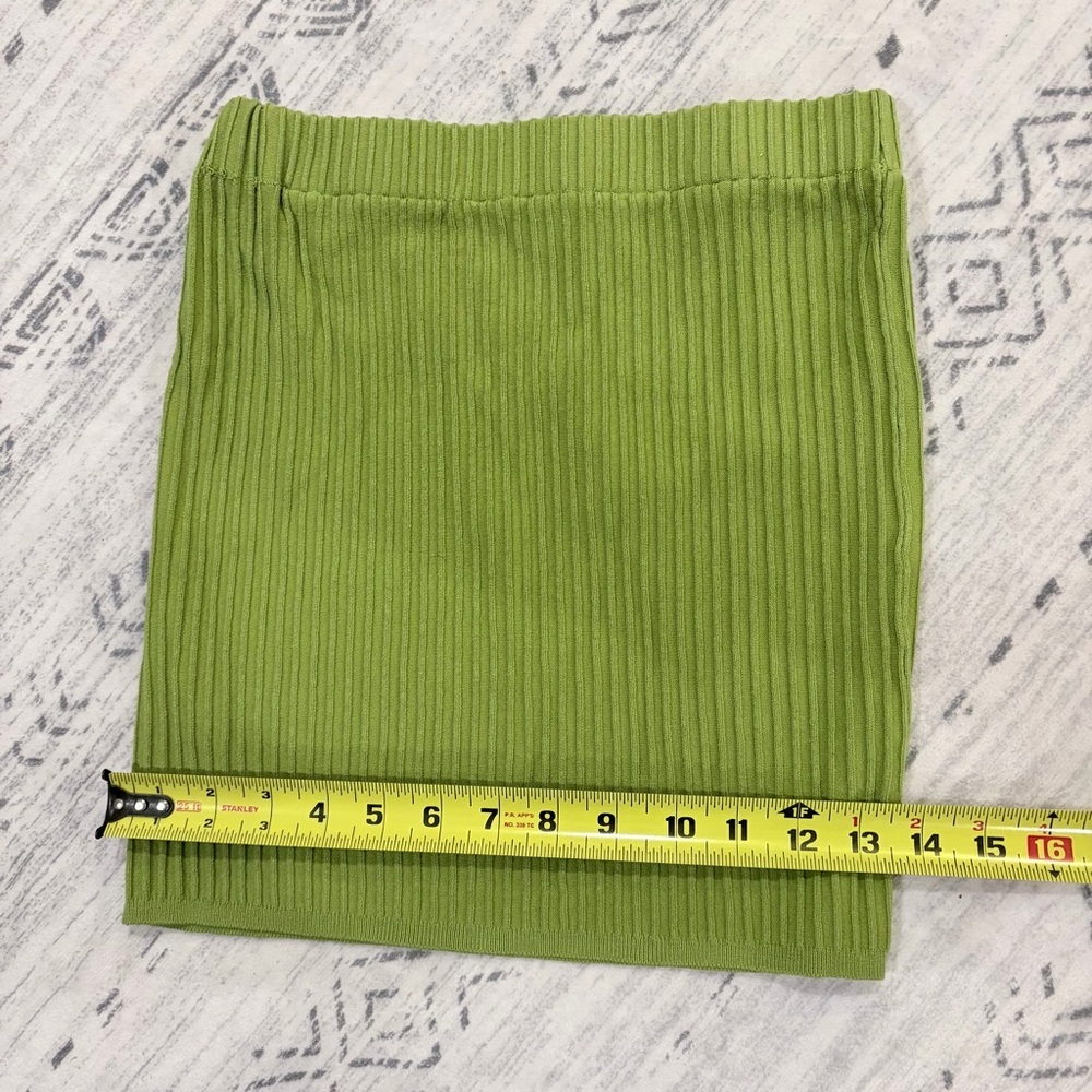 🌟2 for $10 Women’s Vintage Earthy Green Ribbed Soft Mini Skirt Small - Picture 7 of 8